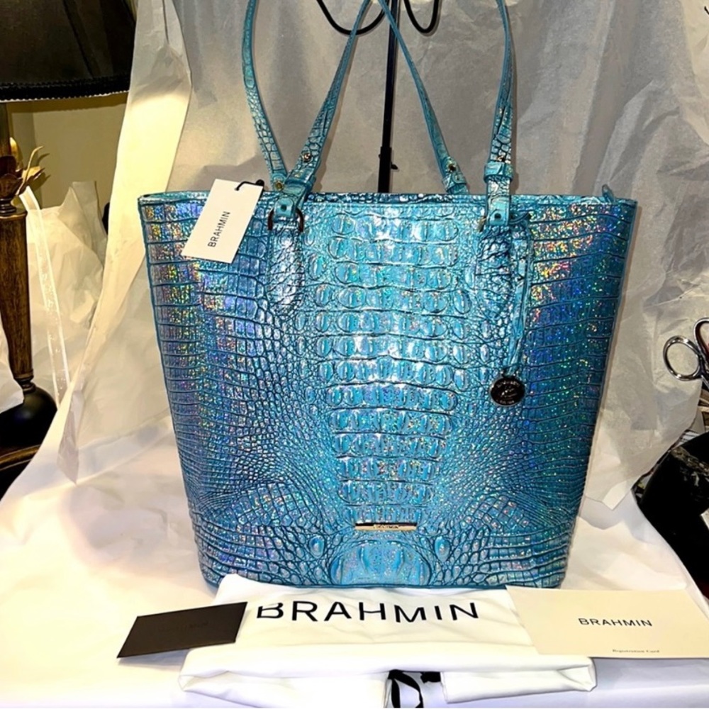 🌟💜 NWT 💜🌟 Brahmin Ellen Arctic Blue Melbourne